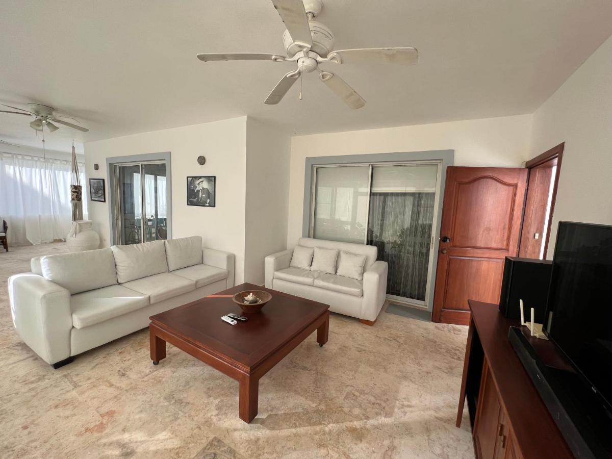 Caribbean Suites With Rooftop Pool Punta Cana Exterior foto