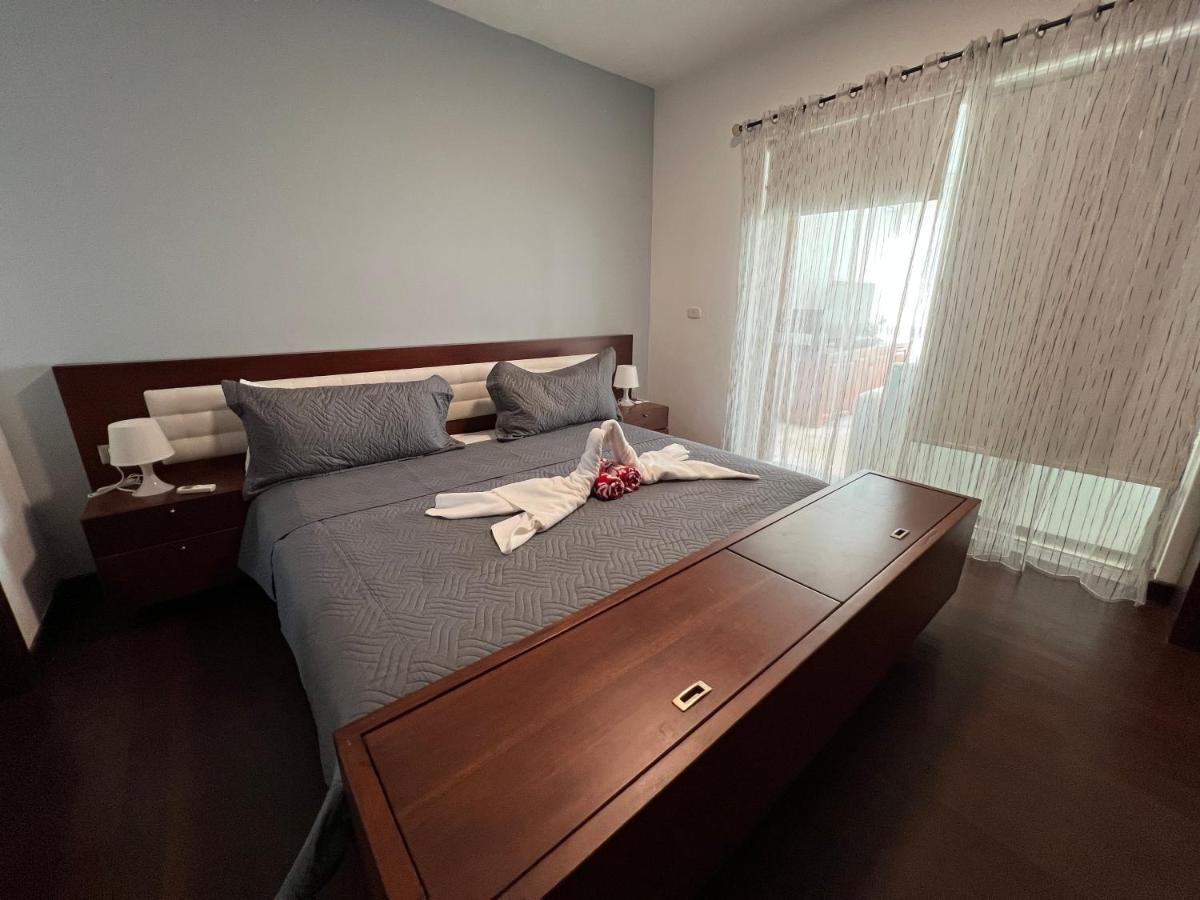 Caribbean Suites With Rooftop Pool Punta Cana Exterior foto
